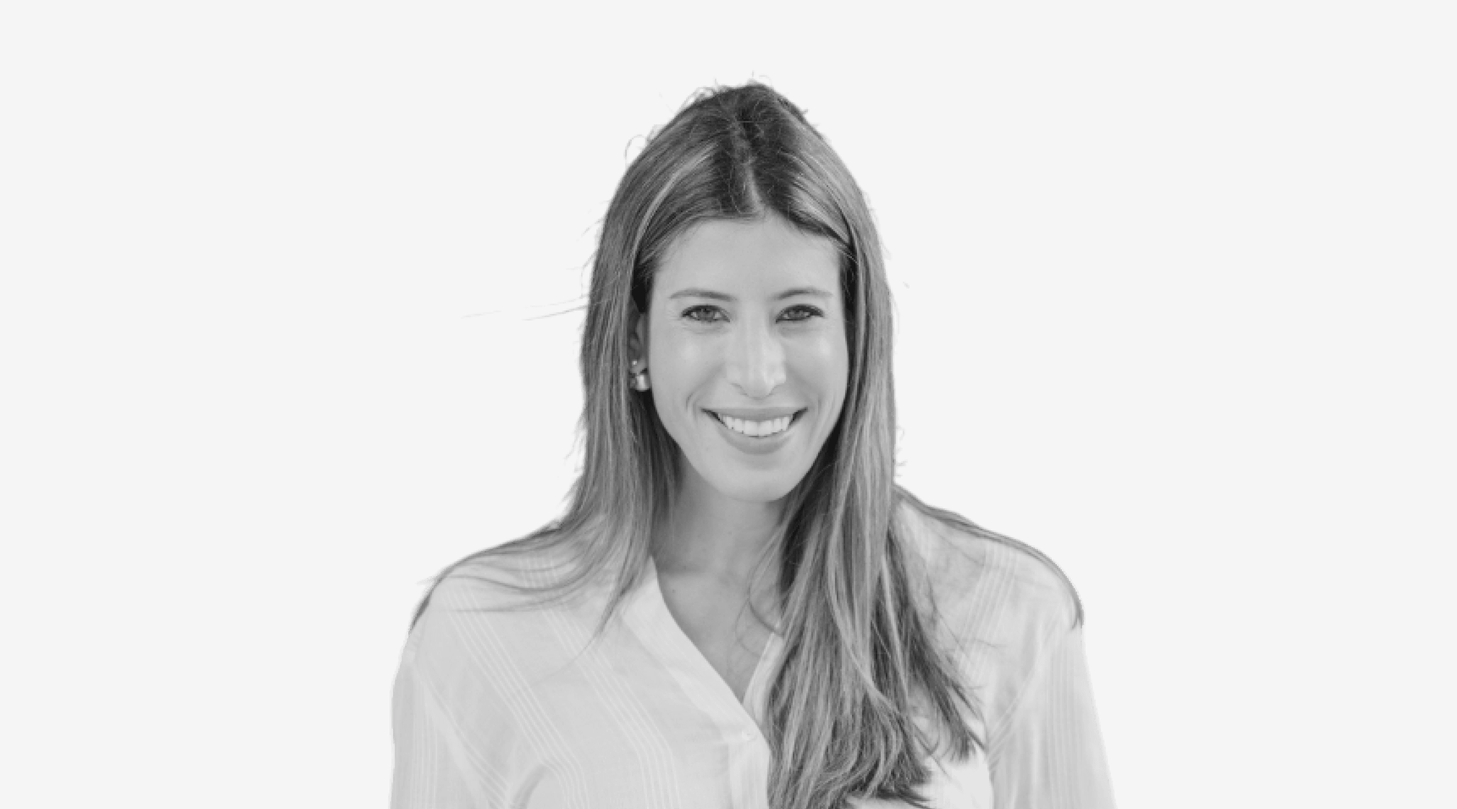 Nikki Lewis Photo